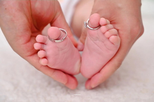 屯昌宝宝和宝贝哪个更爱